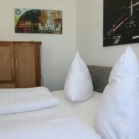 Apartment At Alexanderplatz Berlin