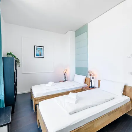 At Alexanderplatz Lejlighed