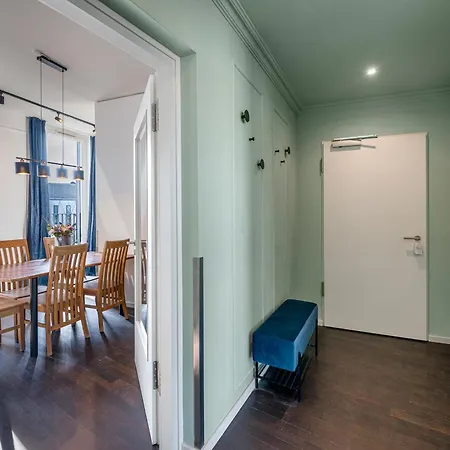 هوليداي آت ألكسندربلاتز *