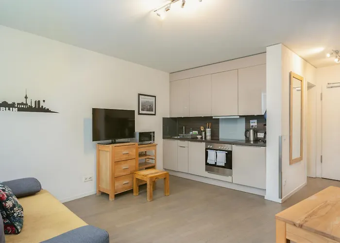 At Alexanderplatz Апартаменты *