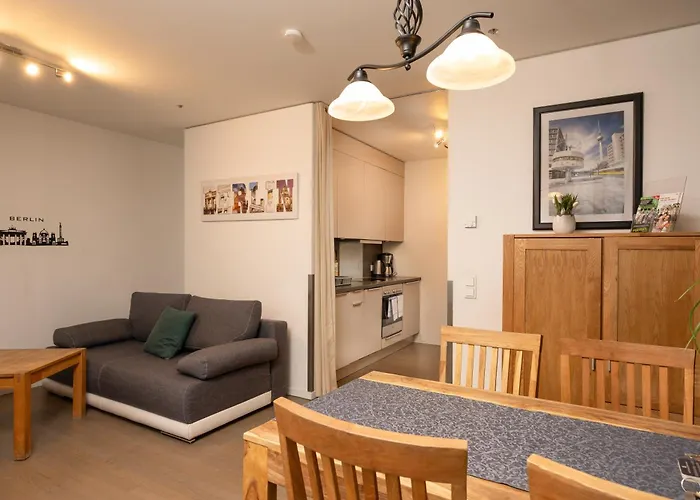 亚历山大广场假日公寓酒店 公寓 *