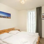 At Alexanderplatz Lägenhet *