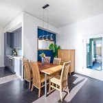 At Alexanderplatz Lägenhet *