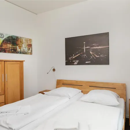 At Alexanderplatz Apartment Berlin