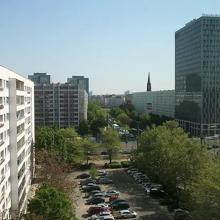 Apartment At Alexanderplatz *