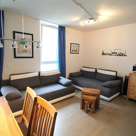 Apartment At Alexanderplatz *