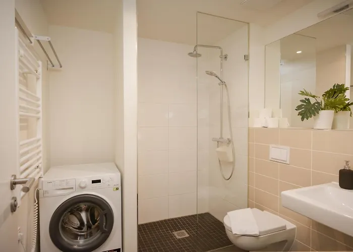 At Alexanderplatz * Berlín